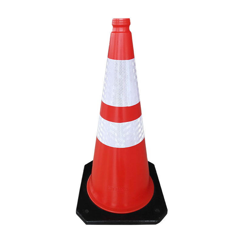 Cono de seguridad naranja 70cm de alto